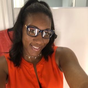 Meet your Posher, Nakeeya